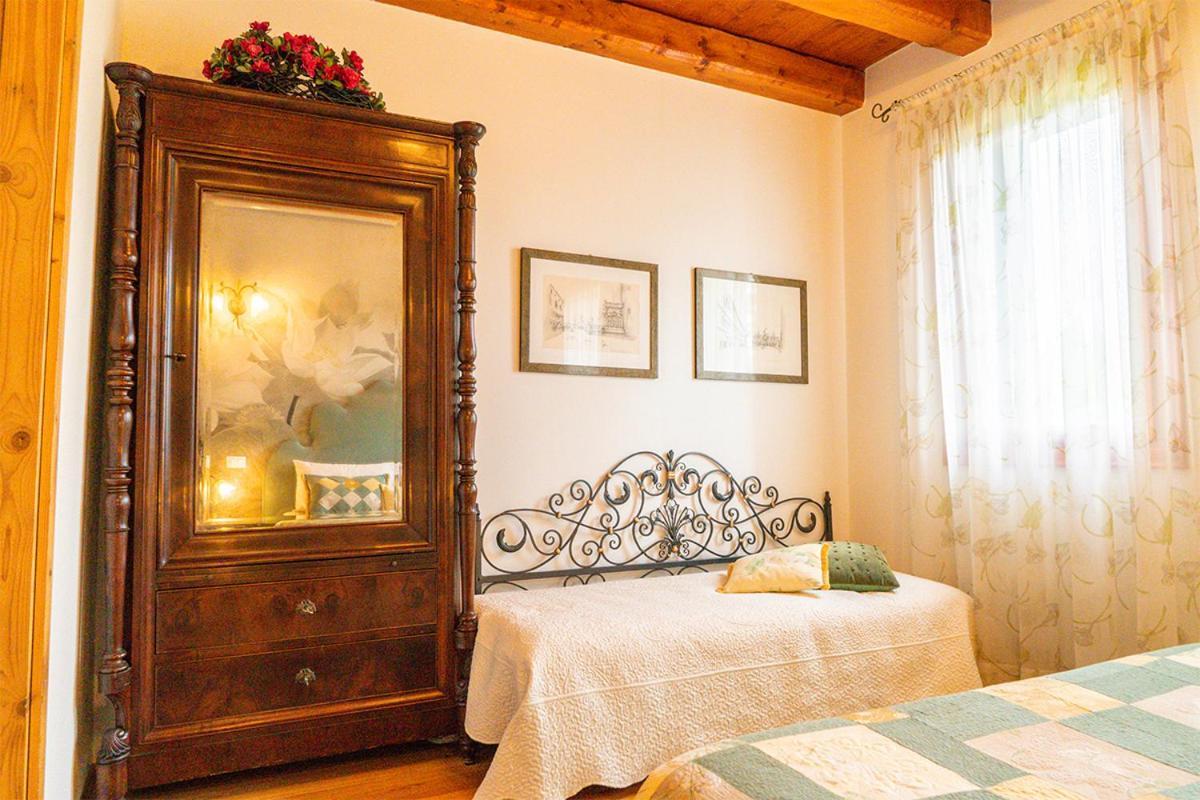 Al Vecchio Fienile Bed & Breakfast Сан Микеле ал Таляменто Екстериор снимка