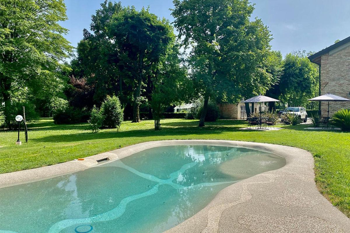 Al Vecchio Fienile Bed & Breakfast Сан Микеле ал Таляменто Екстериор снимка