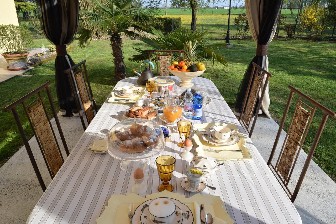 Al Vecchio Fienile Bed & Breakfast Сан Микеле ал Таляменто Екстериор снимка