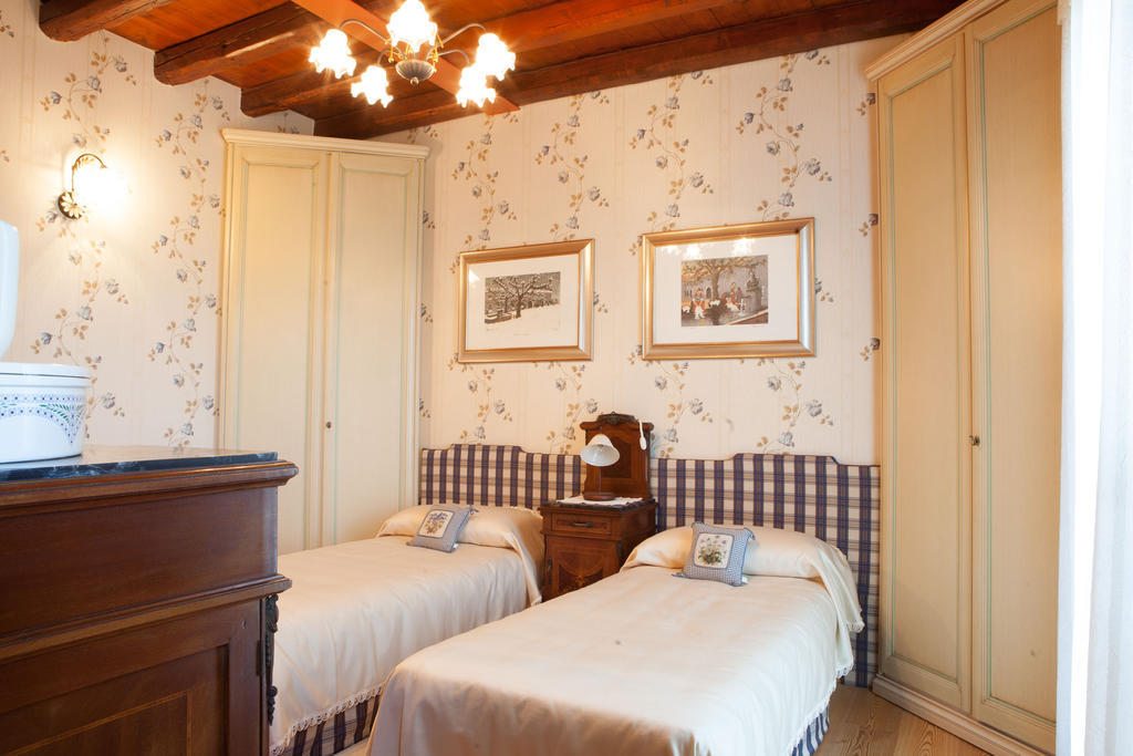 Al Vecchio Fienile Bed & Breakfast Сан Микеле ал Таляменто Екстериор снимка