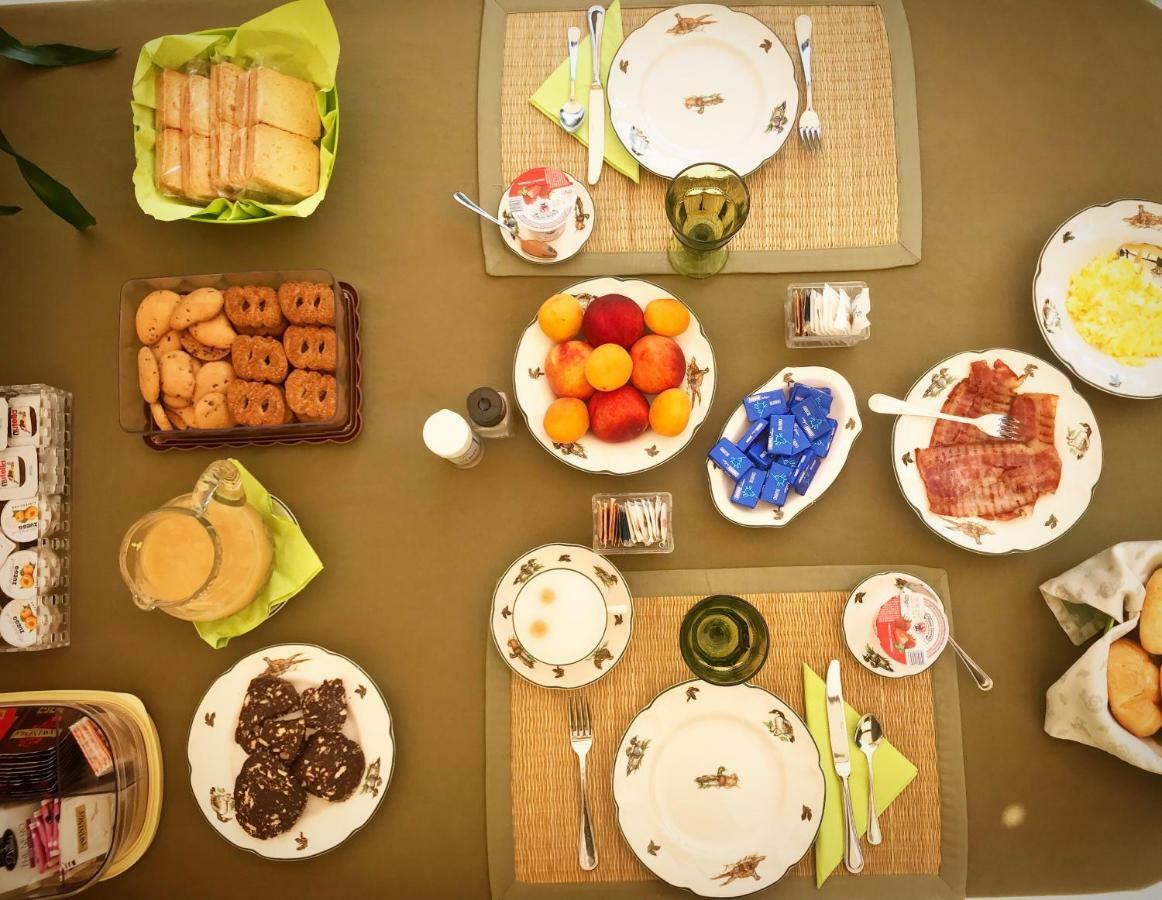 Al Vecchio Fienile Bed & Breakfast Сан Микеле ал Таляменто Екстериор снимка
